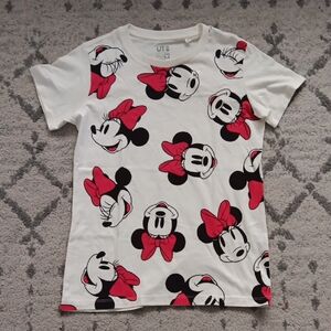 Uniqlo X Disney Women's Minnie Mouse Tee in White and Red Sz M